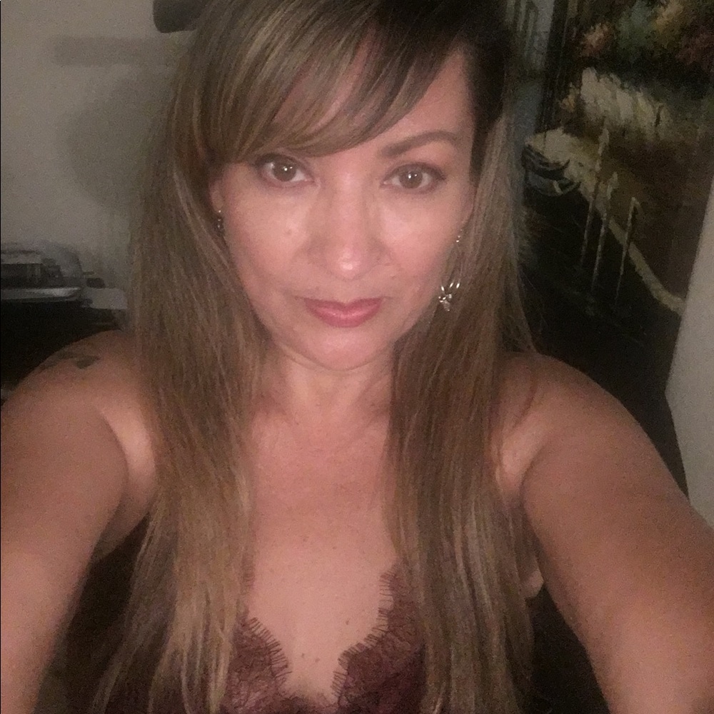 Meet your Posher, Juanita